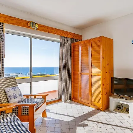 Typical T2 In W/ Balcony By Lovelystay Apartment
