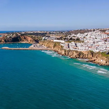 Typical T2 In W/ Balcony By Lovelystay Apartment Albufeira